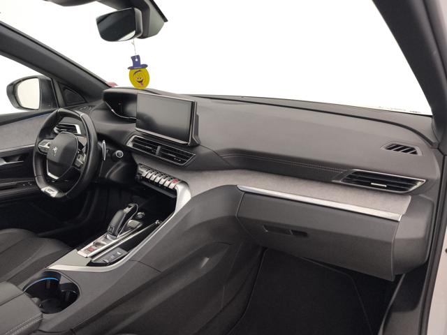 PEUGEOT 3008 usata, con Isofix