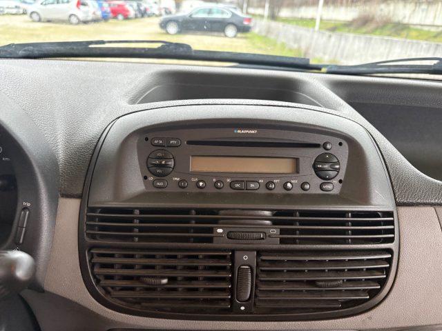 FIAT Punto usata, con USB