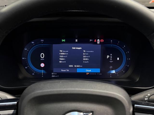 VOLVO XC40 usata, con USB