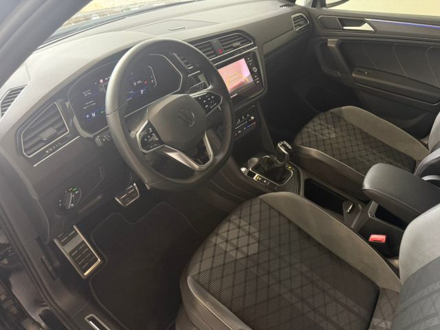 VOLKSWAGEN Tiguan usata, con Specchietti laterali elettrici