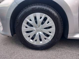 TOYOTA Yaris usata, con Fendinebbia
