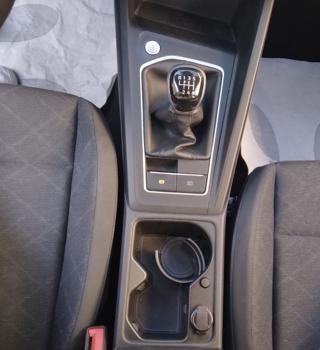 VOLKSWAGEN Golf usata, con ESP