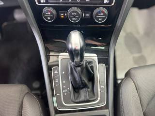 VOLKSWAGEN Golf usata, con Volante multifunzione