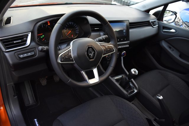 RENAULT Clio usata, con Alzacristalli elettrici