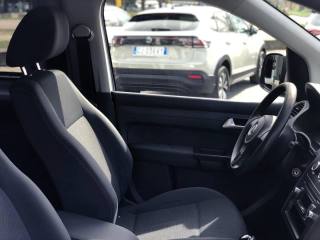 VOLKSWAGEN Caddy usata, con Luci diurne