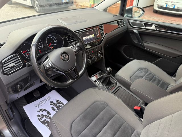 VOLKSWAGEN Golf Sportsvan usata, con Autoradio