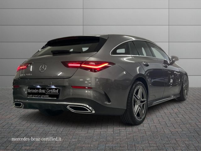 MERCEDES-BENZ CLA 200 usata, con Airbag