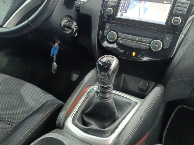 NISSAN Qashqai usata, con Climatizzatore