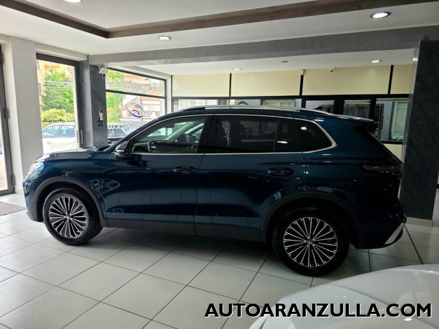 VOLKSWAGEN Tiguan usata, con Autoradio