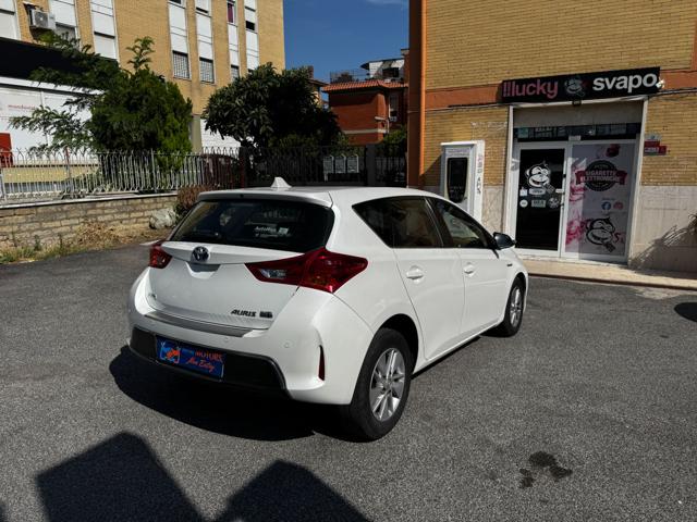 TOYOTA Auris usata, con Boardcomputer