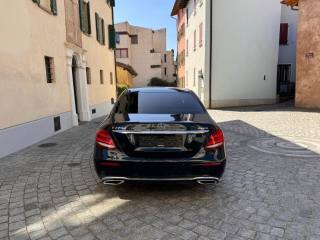 MERCEDES-BENZ E 220 usata, con Alzacristalli elettrici