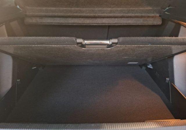 PEUGEOT 2008 usata, con Park Distance Control