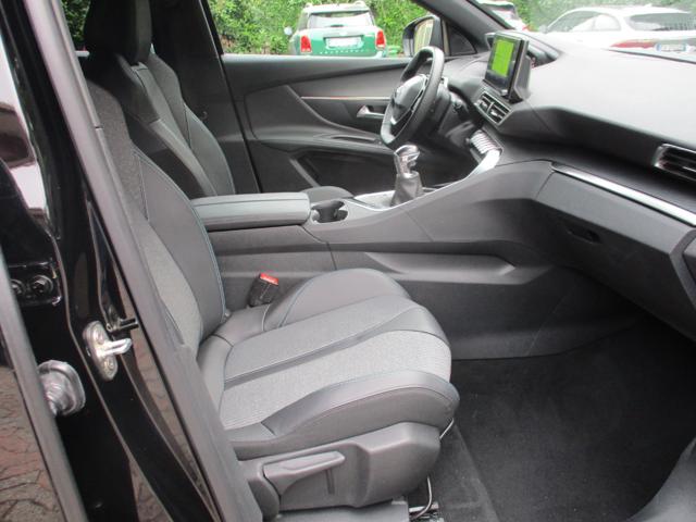 PEUGEOT 5008 usata, con Bluetooth