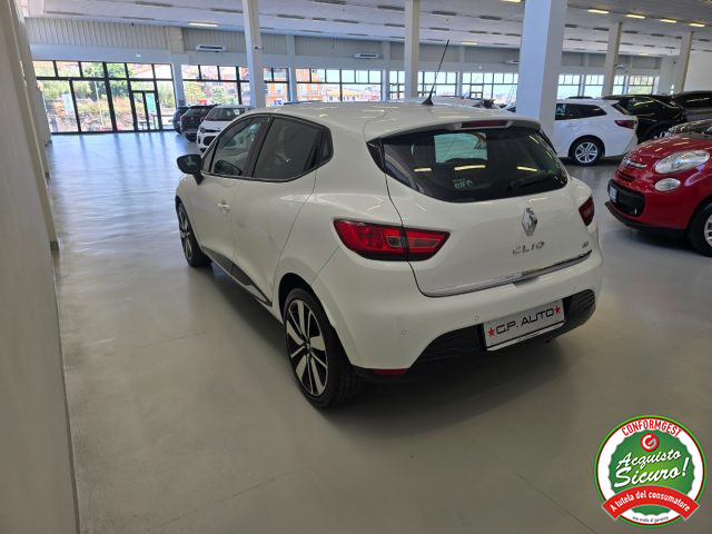 RENAULT Clio usata, con Alzacristalli elettrici