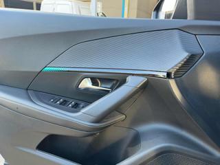 PEUGEOT 2008 usata, con Autoradio