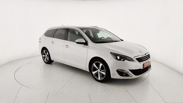 PEUGEOT 308 usata, con Touch screen