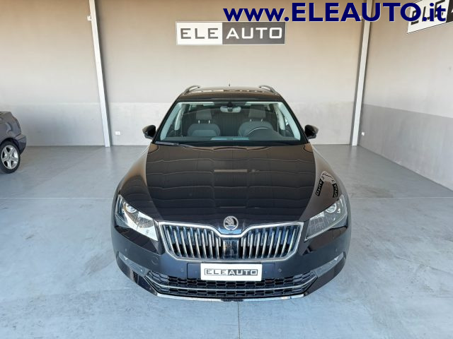 SKODA Superb usata, con Airbag