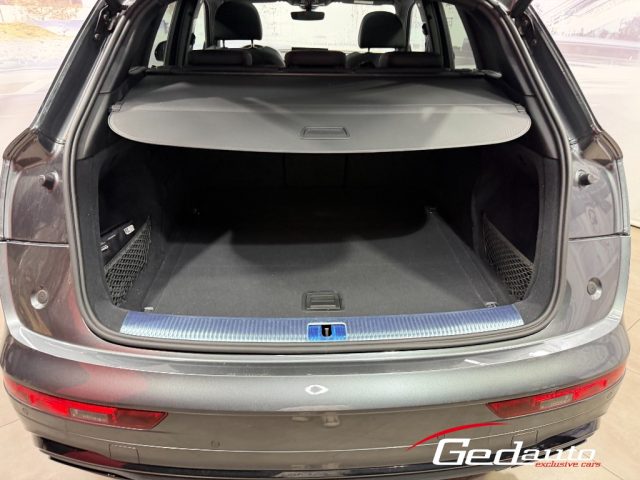 AUDI Q5 usata, con Chiusura centralizzata