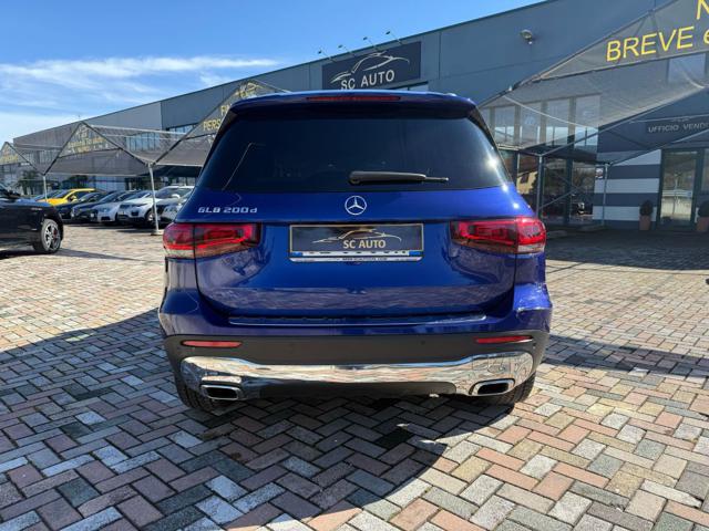 MERCEDES-BENZ GLB 200 usata, con Alzacristalli elettrici