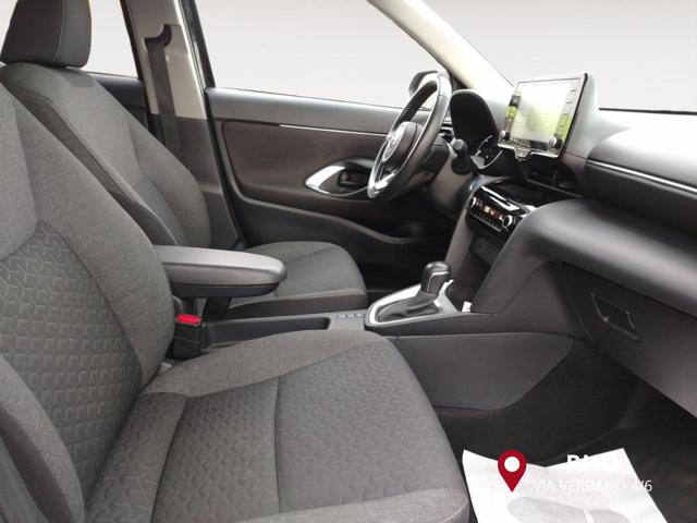 TOYOTA Yaris Cross usata, con Specchietti laterali elettrici