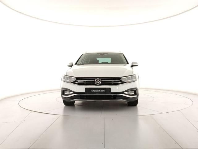 VOLKSWAGEN Passat Alltrack usata, con Boardcomputer