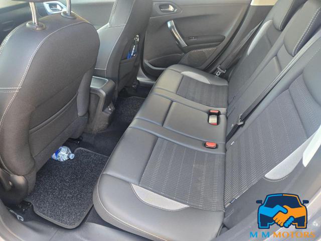 PEUGEOT 2008 usata, con Specchietti laterali elettrici