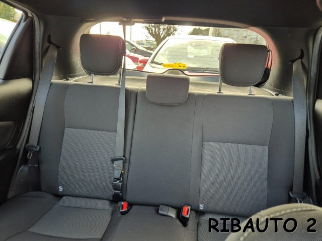 TOYOTA Yaris usata, con Volante in pelle