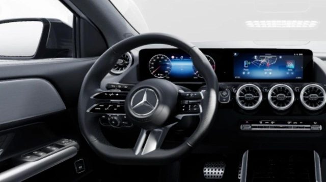 MERCEDES-BENZ GLA 200 usata, con Filtro antiparticolato