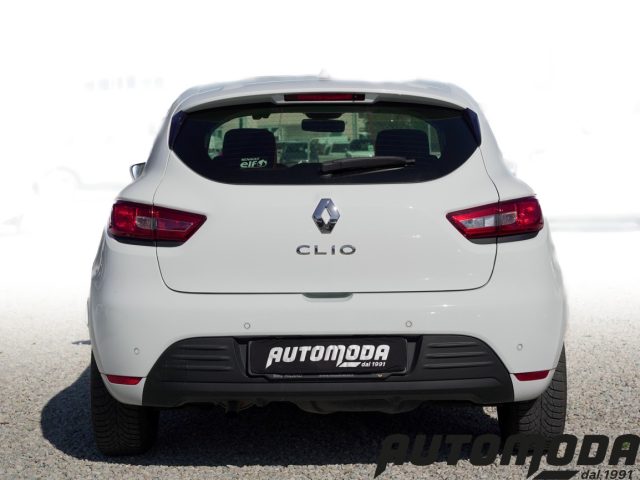 RENAULT Clio usata, con Autoradio
