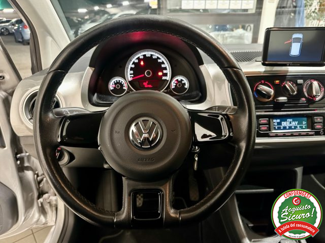 VOLKSWAGEN up! usata, con Fendinebbia