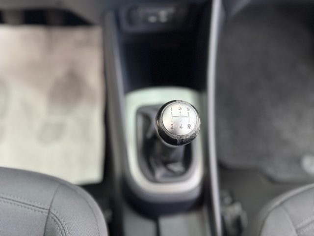 KIA Rio usata, con Volante multifunzione
