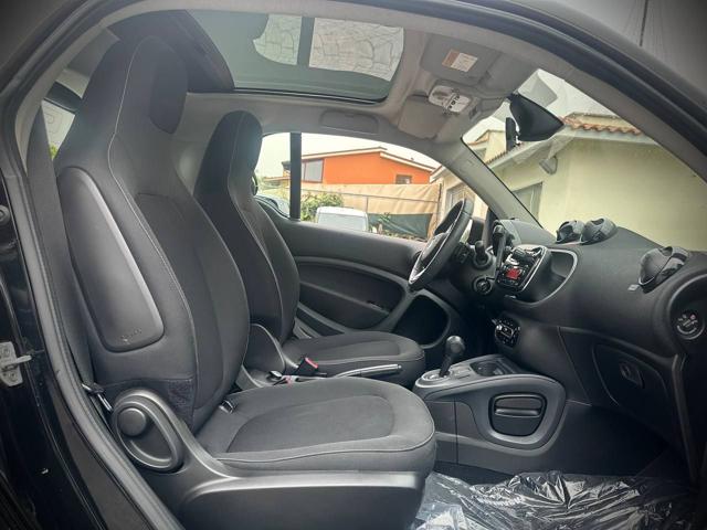 SMART ForTwo usata, con USB