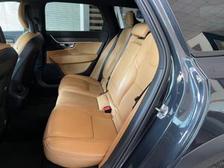 VOLVO V90 Cross Country usata, con Sedile posteriore sdoppiato