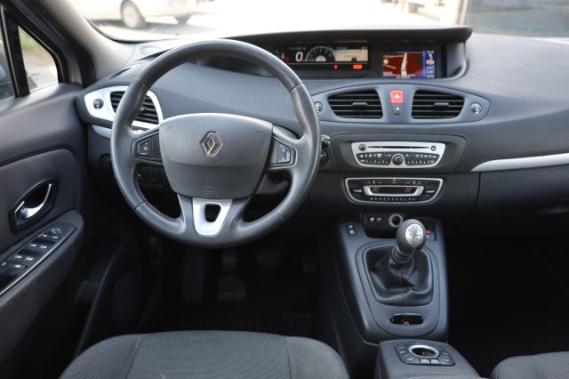 RENAULT Scenic usata, con Volante in pelle