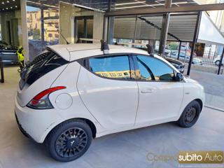 LANCIA Ypsilon usata, con Autoradio