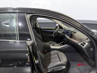 BMW i4 usata 9