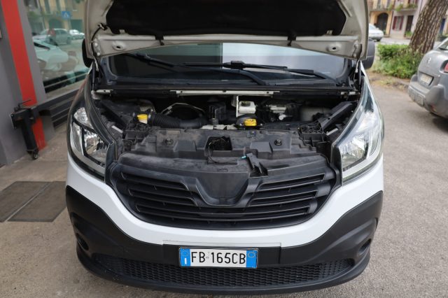 RENAULT Trafic usata 91