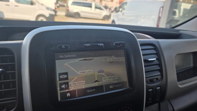 RENAULT Trafic usata, con Bracciolo