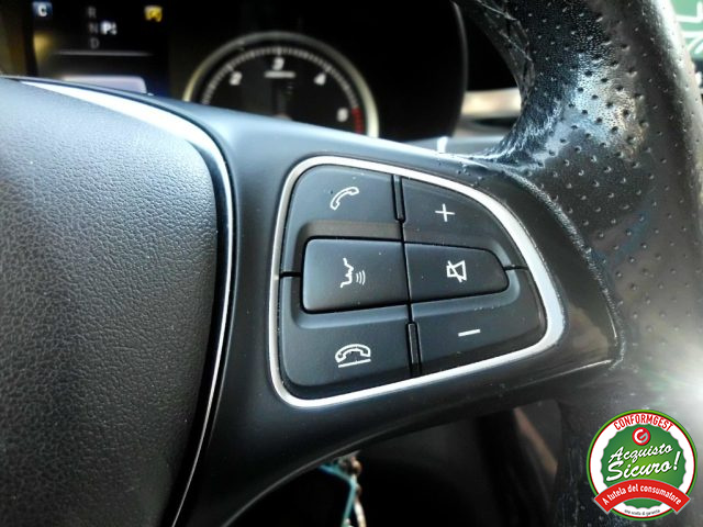 MERCEDES-BENZ GLC 220 usata, con Fari LED