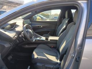 PEUGEOT 5008 usata, con Boardcomputer