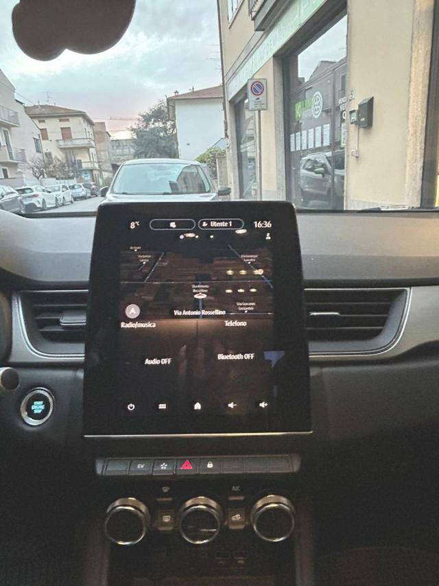 RENAULT Captur usata, con Servosterzo