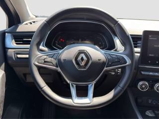 RENAULT Captur usata 12