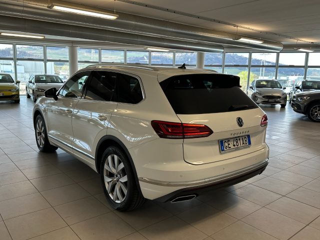 VOLKSWAGEN Touareg usata, con Alzacristalli elettrici