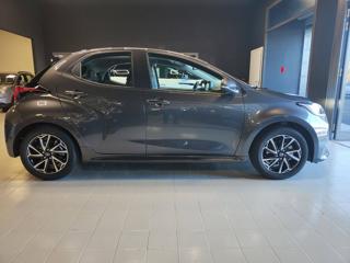 TOYOTA Yaris usata, con Alzacristalli elettrici