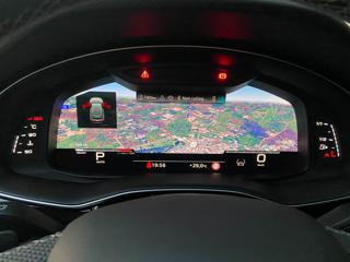 AUDI Q8 usata, con Interni in pelle