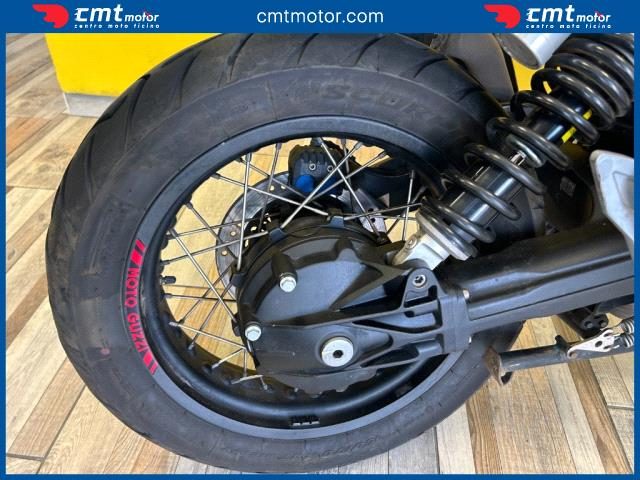 MOTO GUZZI V85 TT usata 8