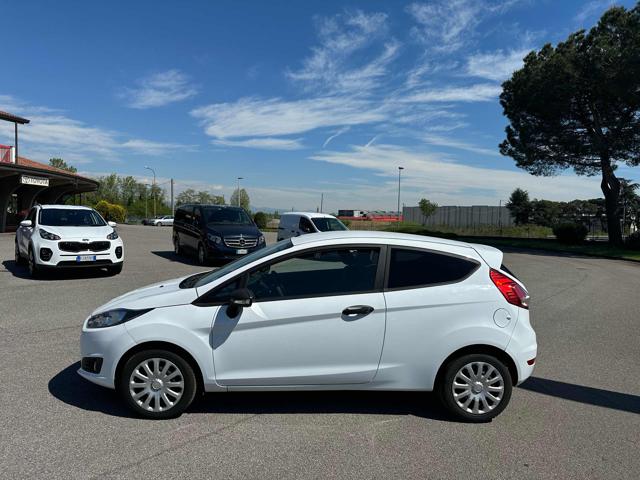 FORD Fiesta usata, con ESP