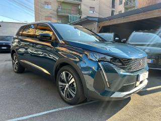 PEUGEOT 5008 usata, con Airbag