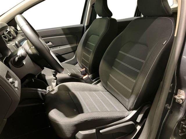 DACIA Duster usata, con Sensori di parcheggio posteriori