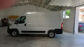 PEUGEOT Boxer usata, con Airbag
